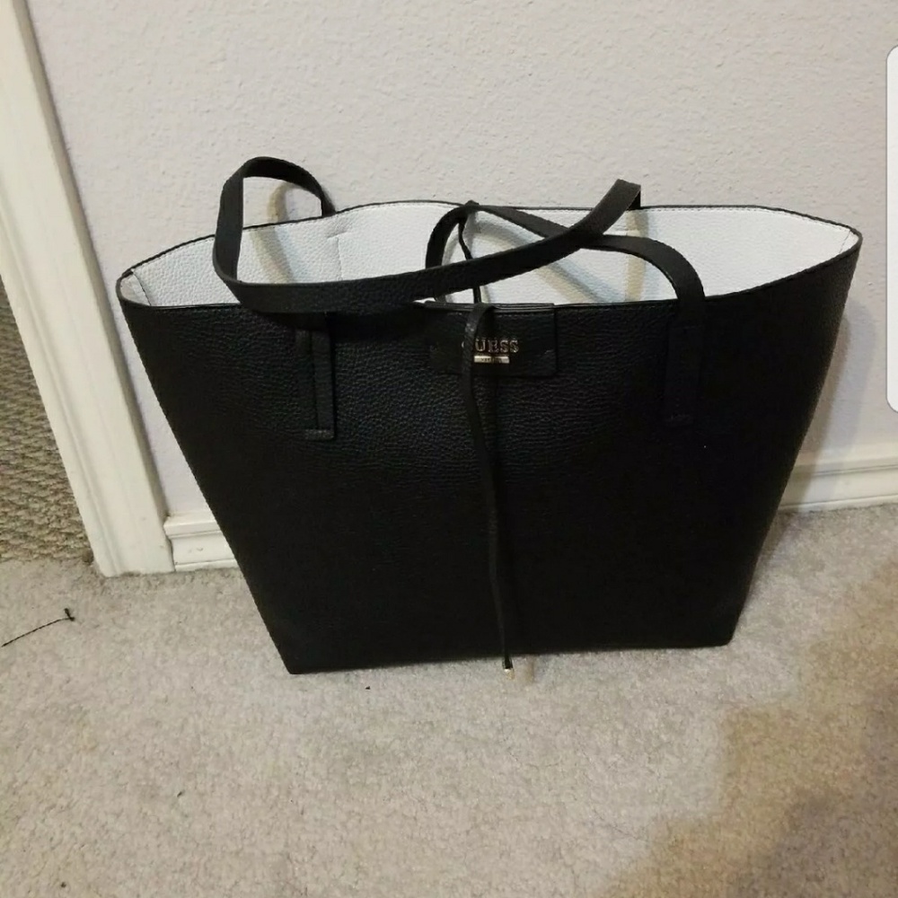 Guess reversible tote